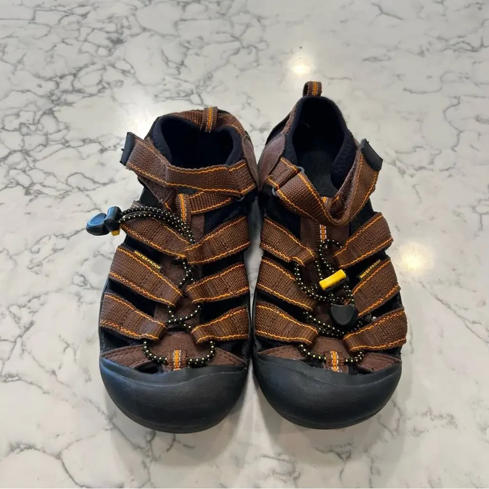 Keen brown youth